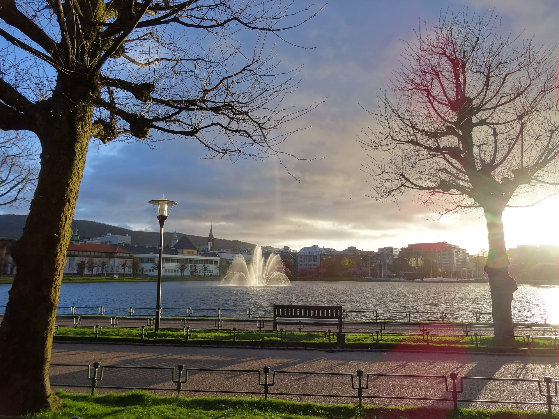 Lille Lungegårdsvannet lake beside the KODE art museums in Bergen