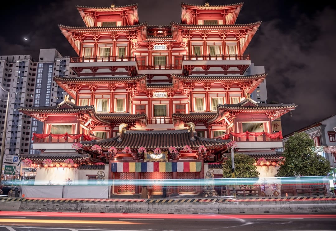The Buddha Tooth Relic Temple in Singapore's Chinatown