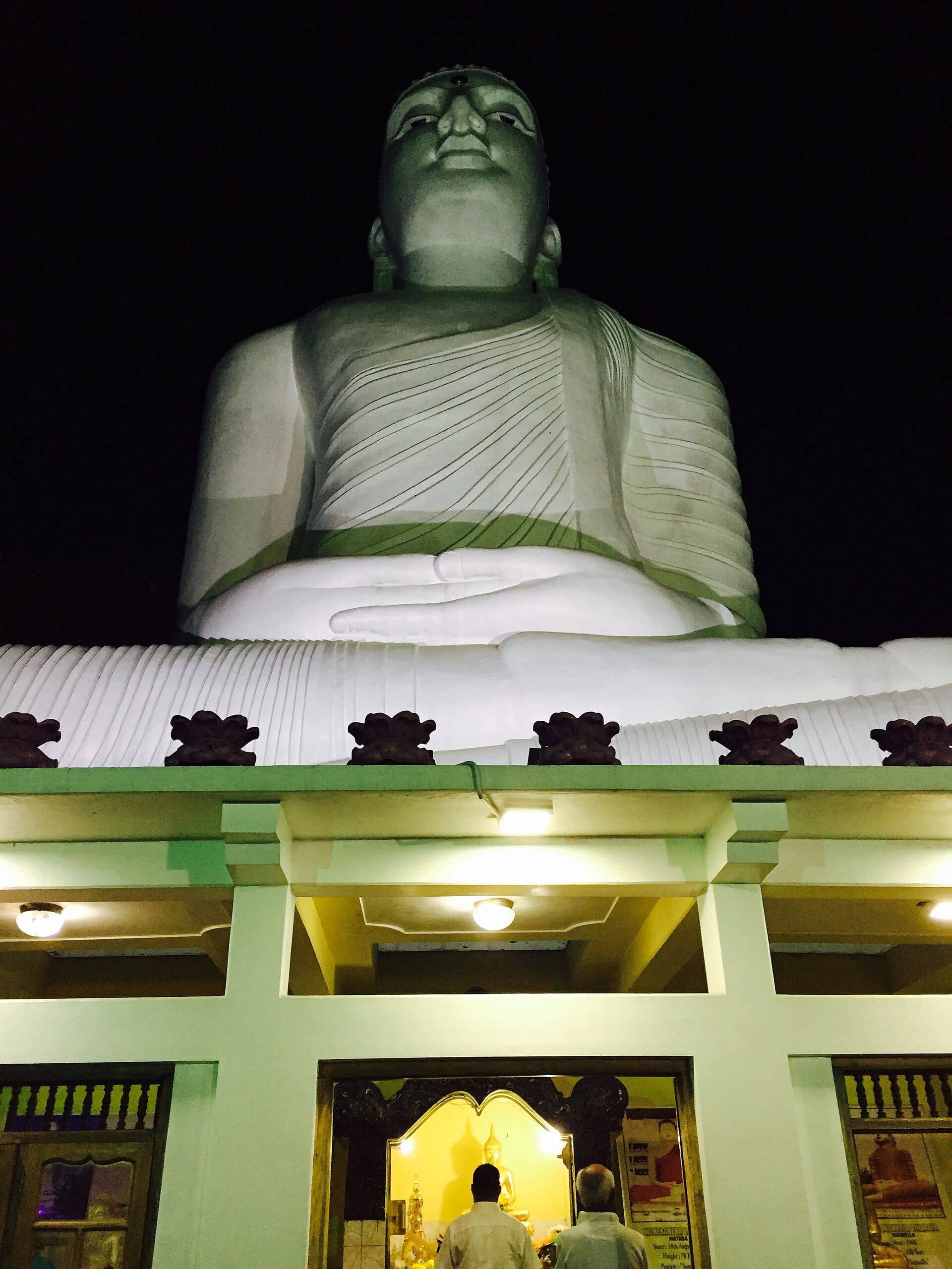 The white Bahirawakanda Vihara Buddha statue above Kandy