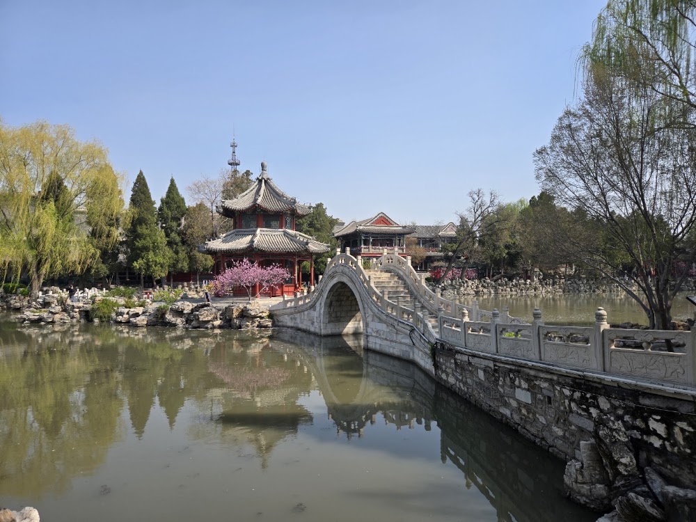 Baoding Ancient Lotus Pond photo 2