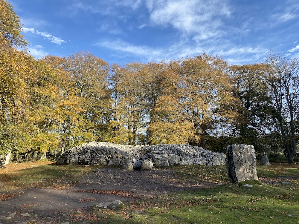 Clava Cairns photo 2