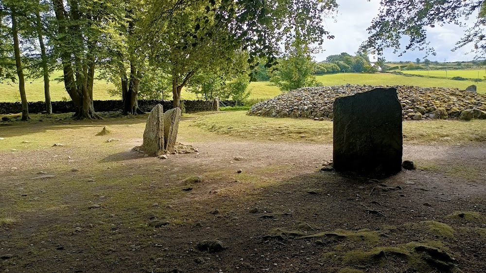 Clava Cairns photo 3