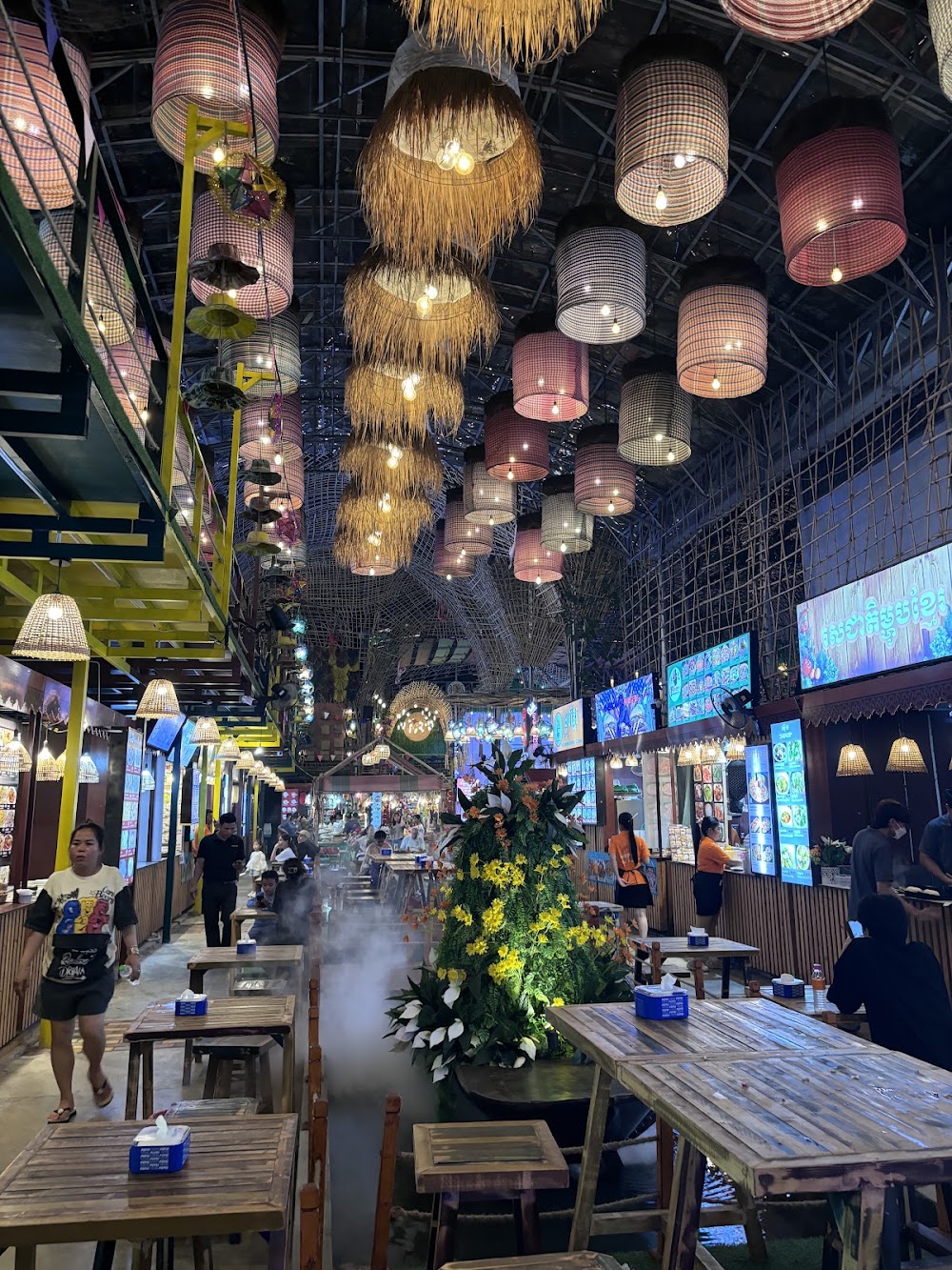 Siem Reap Art Center Night Market photo 3