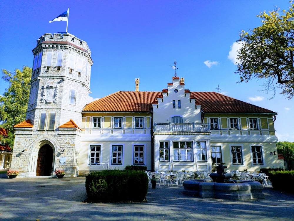 Maarjamae Palace photo 2