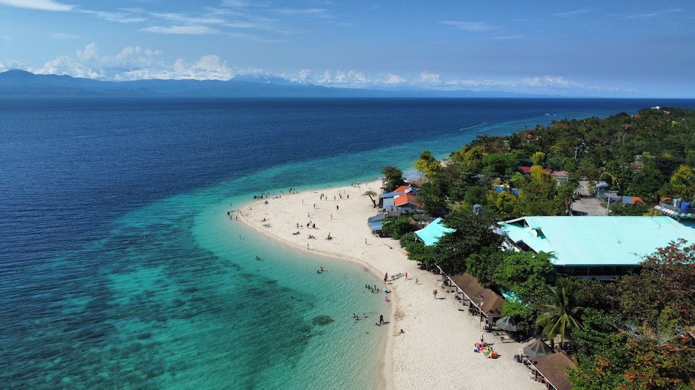 Moalboal White Beach