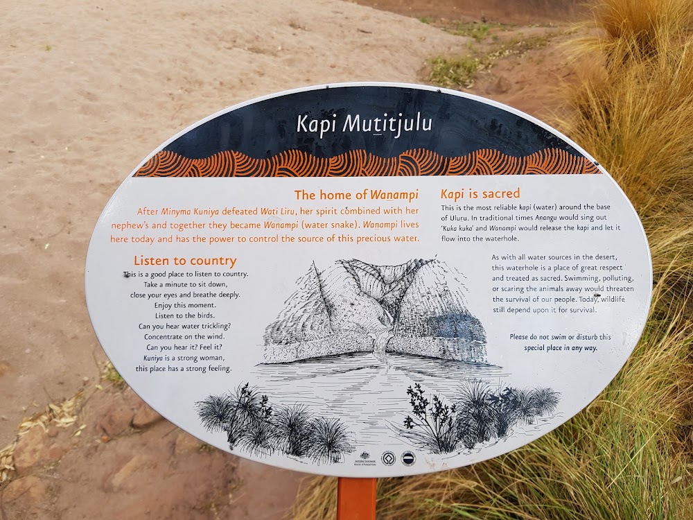 Mutitjulu Waterhole photo 3