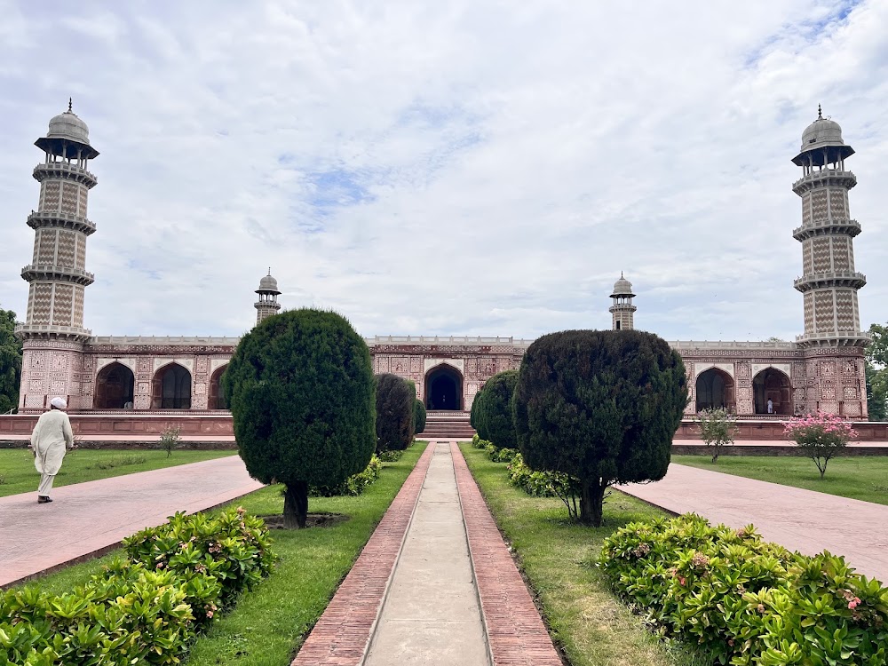 Jahangir's Tomb