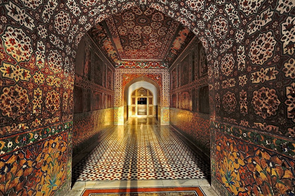 Jahangir's Tomb photo 2