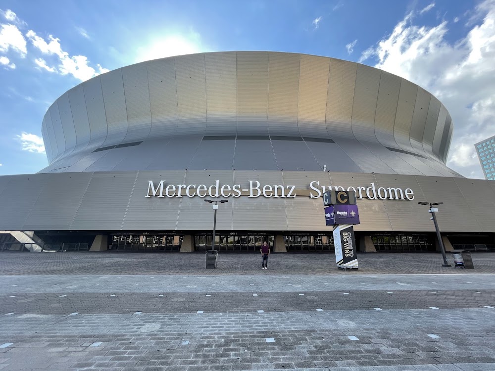 Benz Superdome photo 3