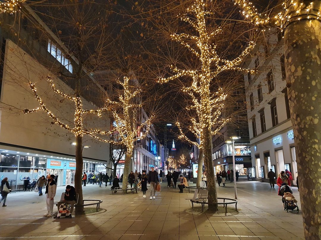 Königstraße shopping street photo 2