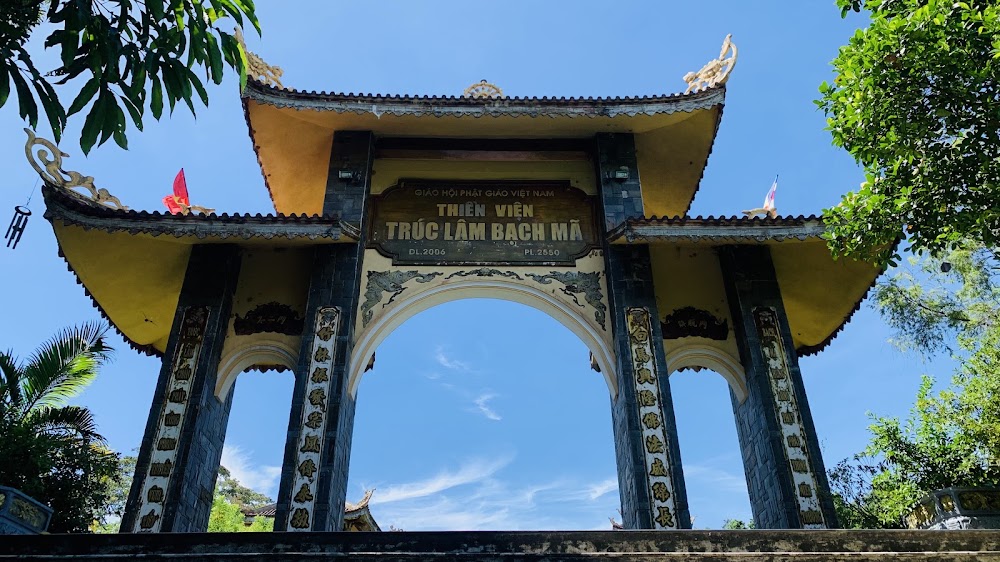 Truc Lam Bach Ma Monastery photo 2