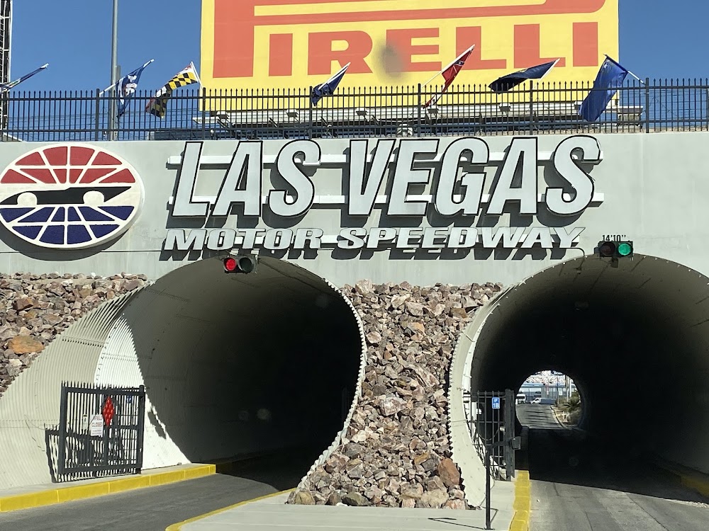 Las Vegas Motor Speedway photo 3
