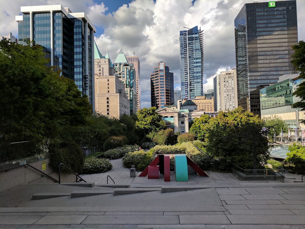 Robson Street photo 2