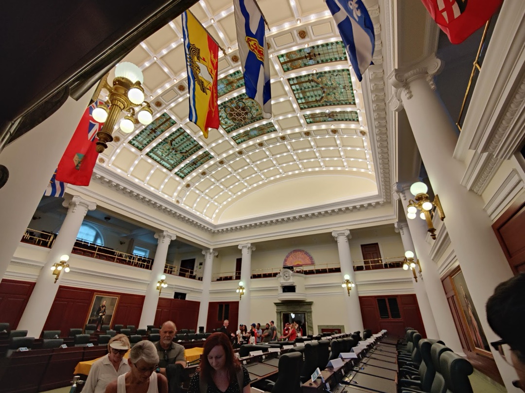 Alberta Legislature Building photo 2