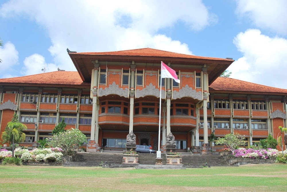 Udayana University photo 2