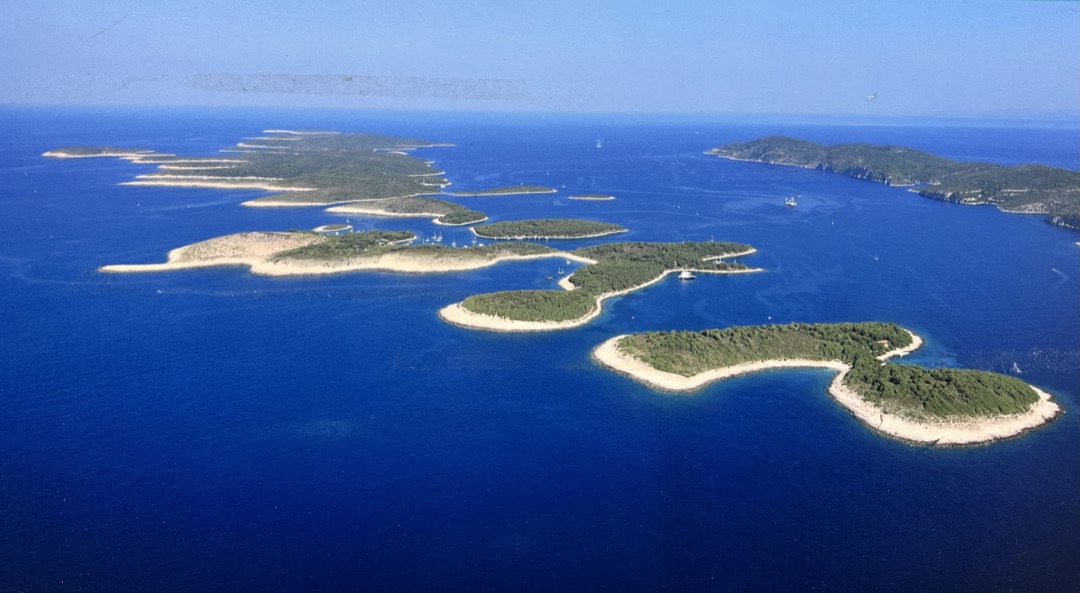 Pakleni Islands photo 2
