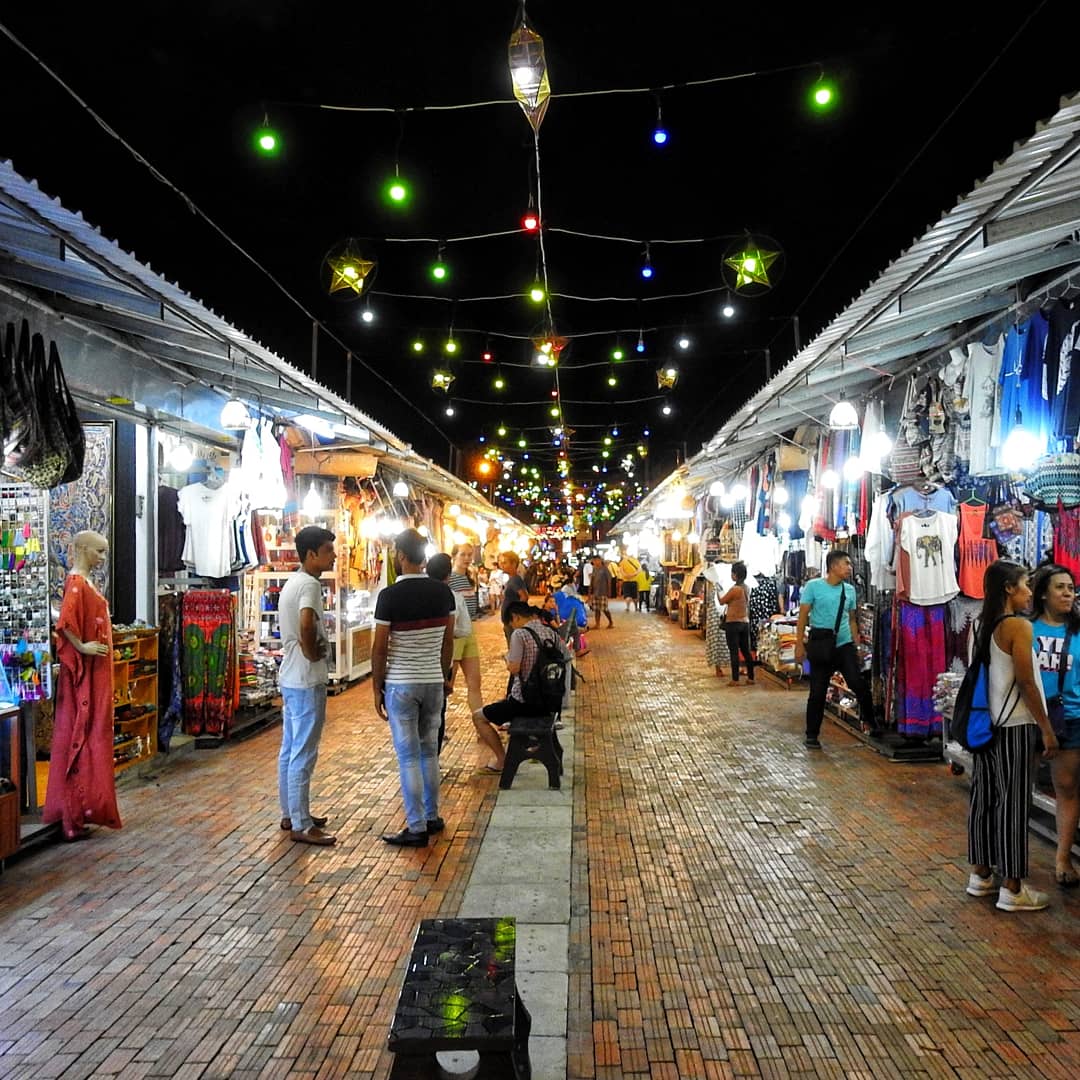 Angkor Night Market photo 3