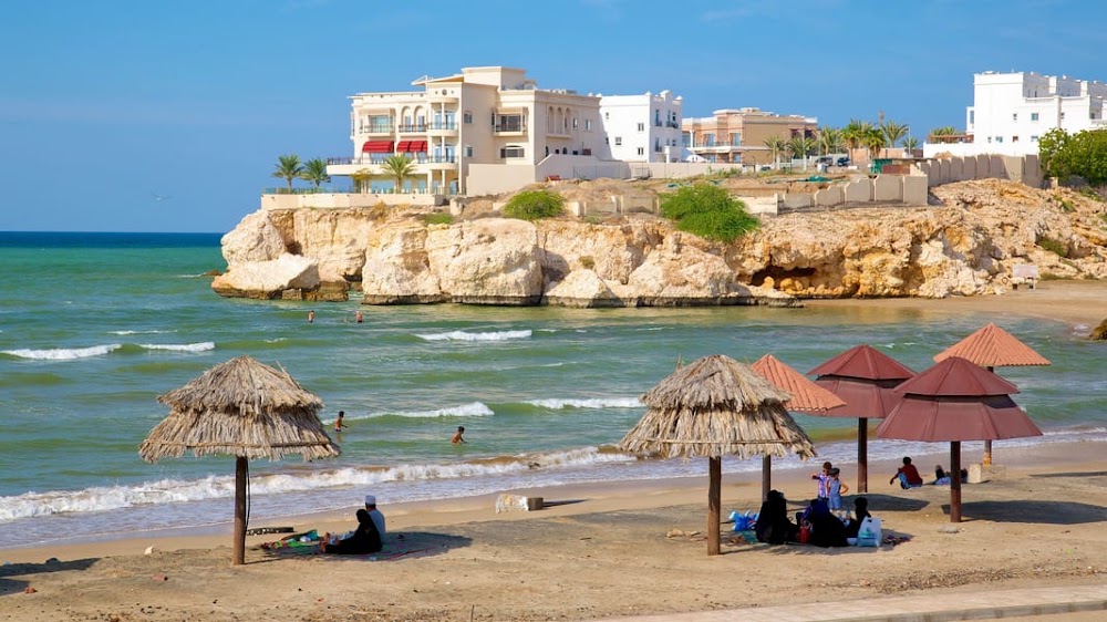 Qurum Beach photo 2