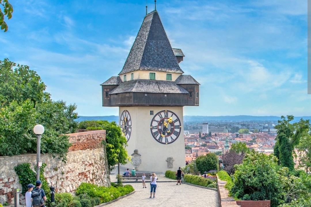 Schlossberg photo 2