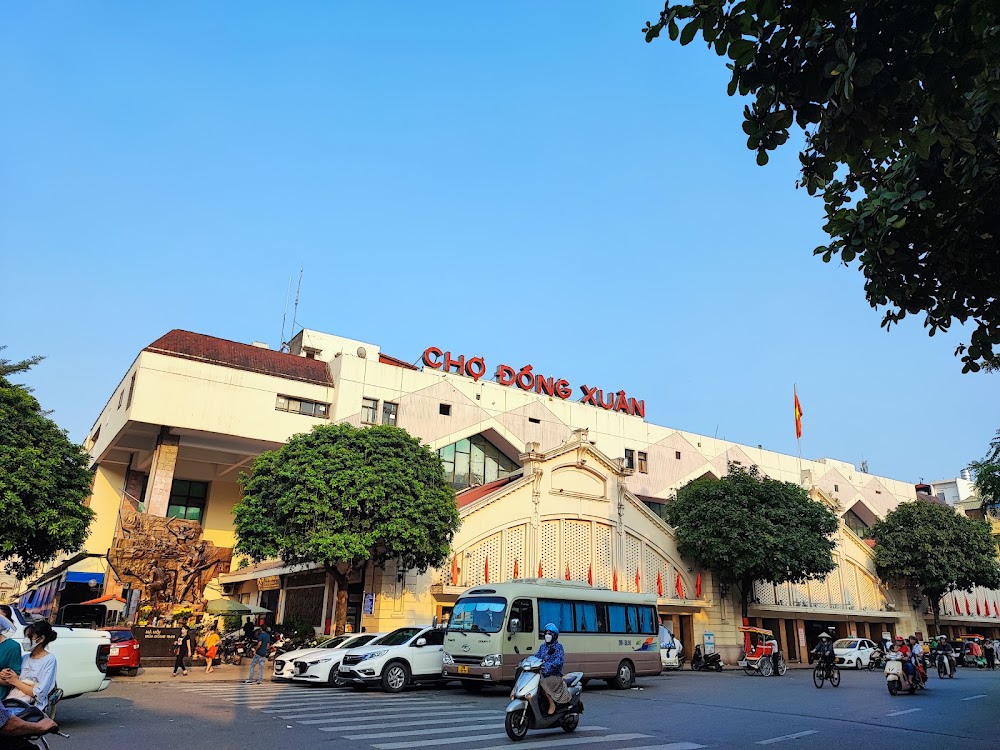 Dong Xuan Market photo 3
