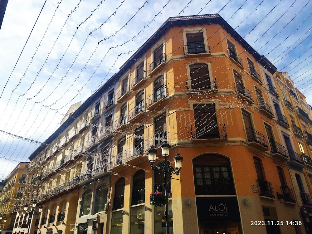 Calle de Alfonso I photo 3