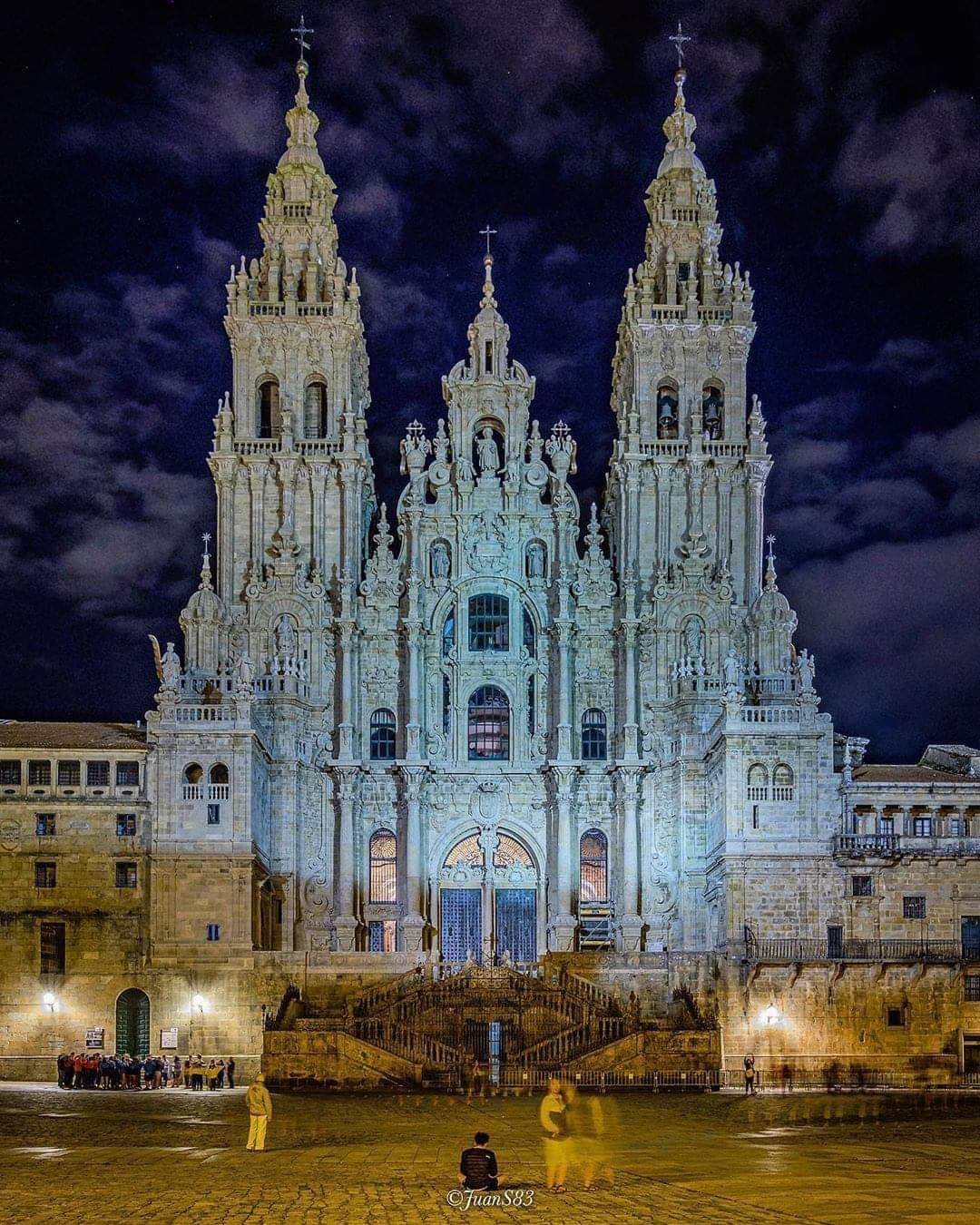 Cathedral of Santiago de Compostela photo 2