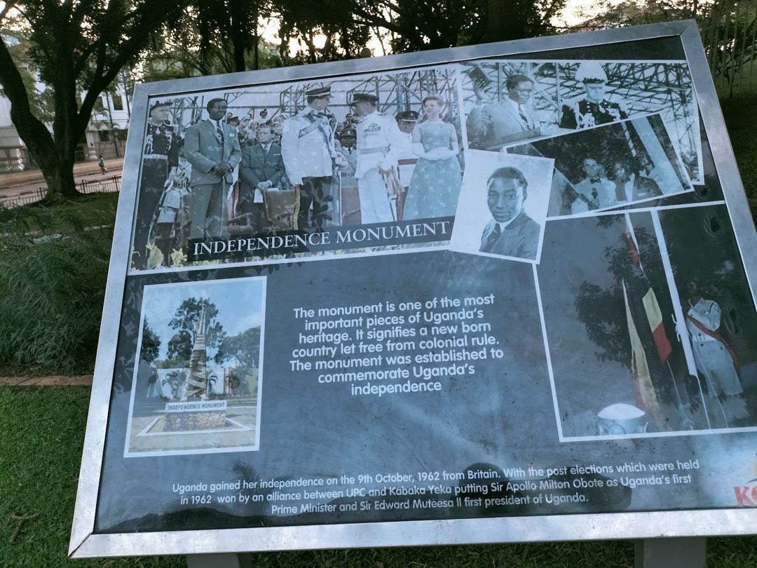 Independence Monument photo 2