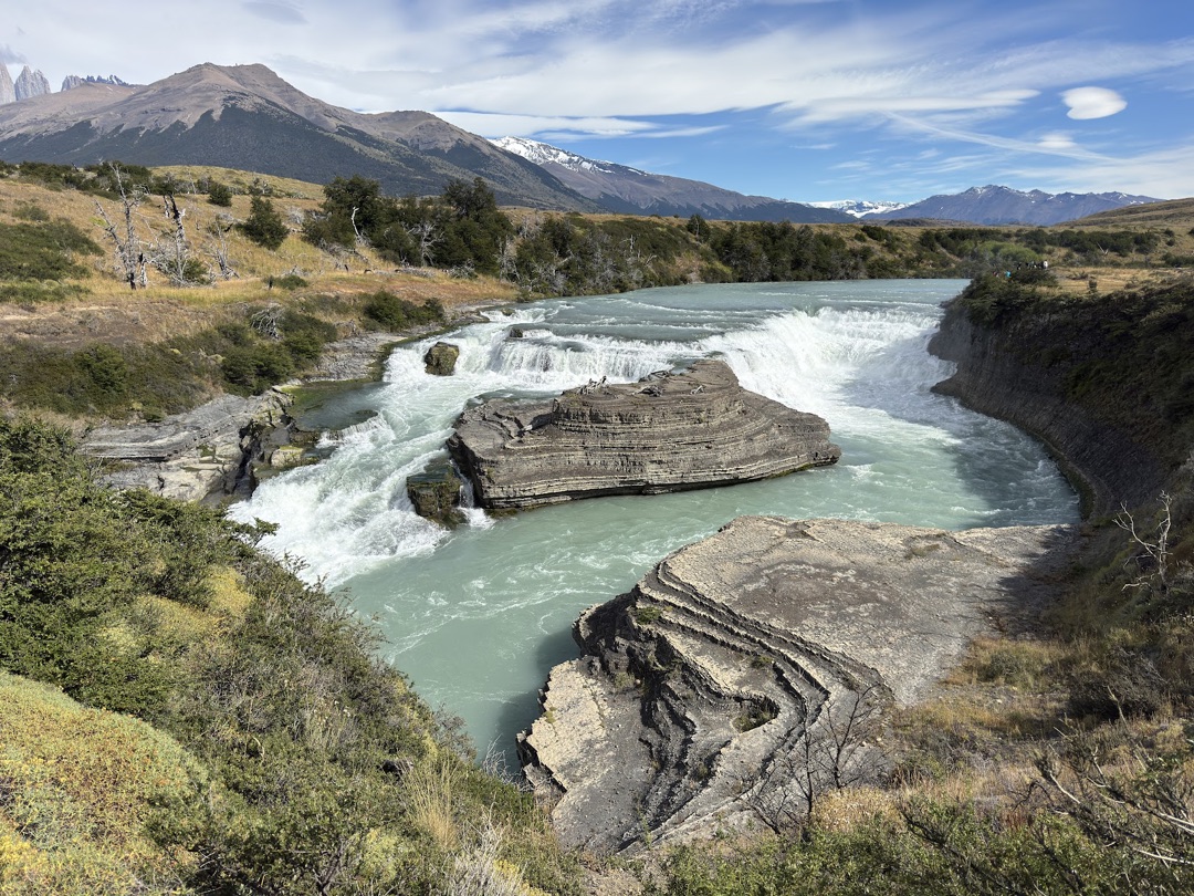 Cascada Paine