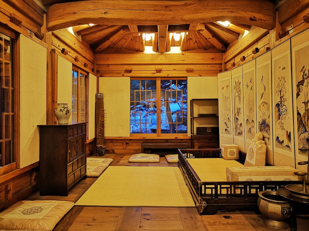 Korea Furniture Museum photo 3