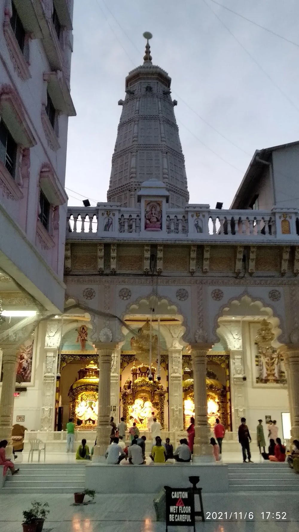ISKCON-Sri Sri Radha Madanmohan Mandir