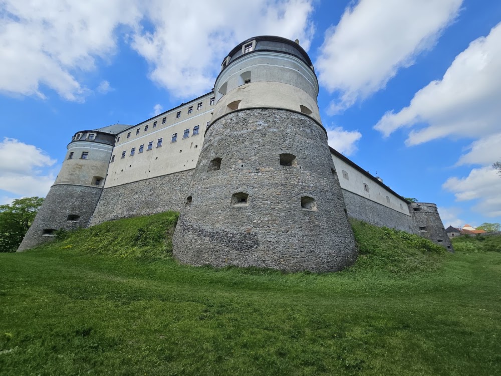 Red Stone Castle photo 3
