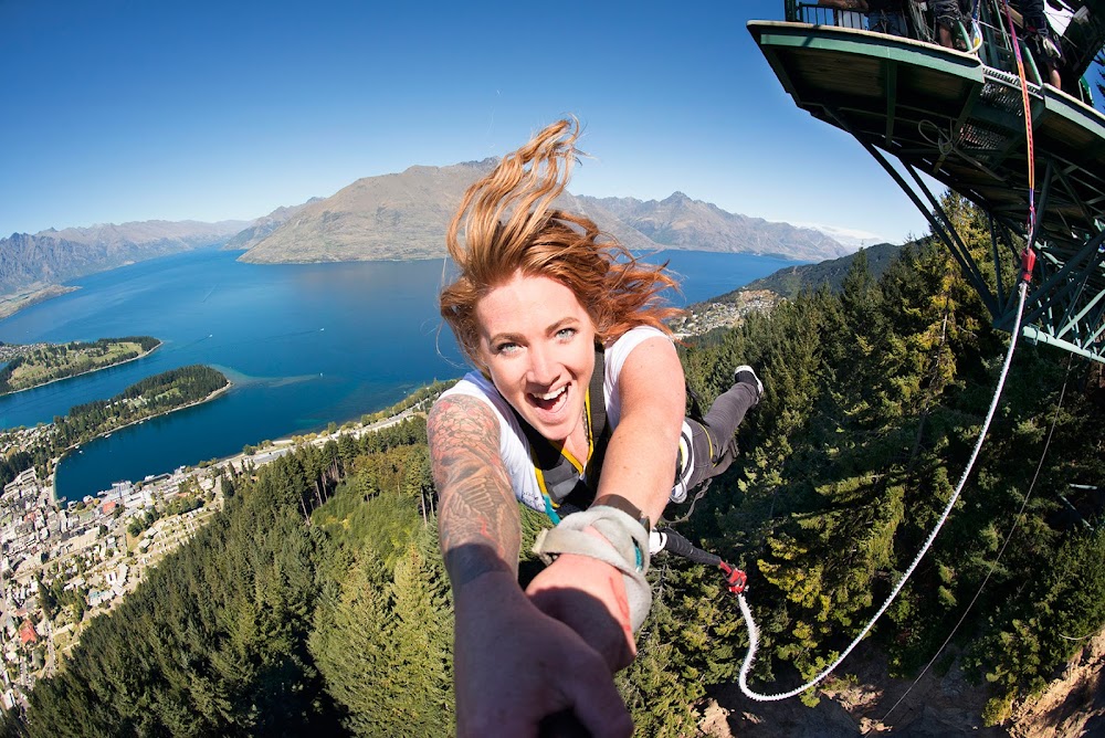 AJ Hackett Bungy
