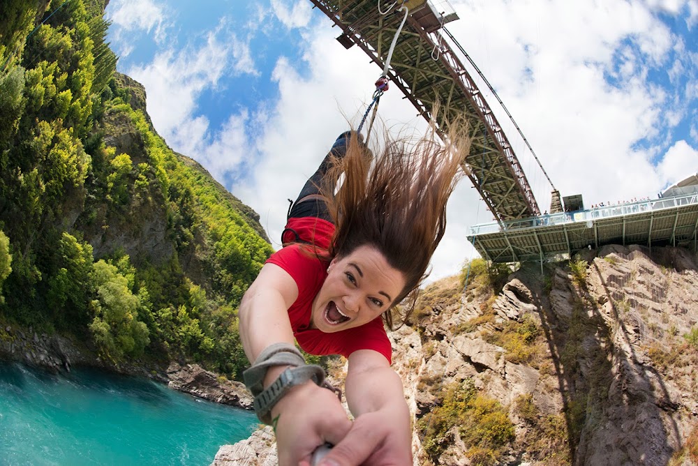 AJ Hackett Bungy photo 2