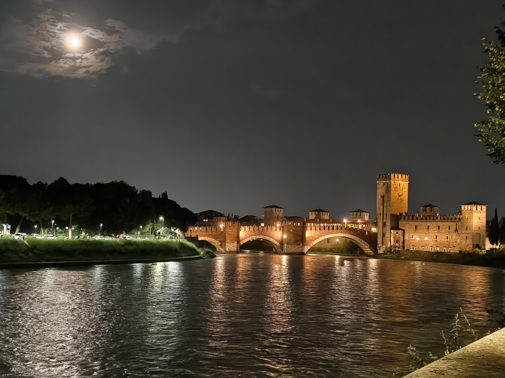 Ponte Scaligero photo 2
