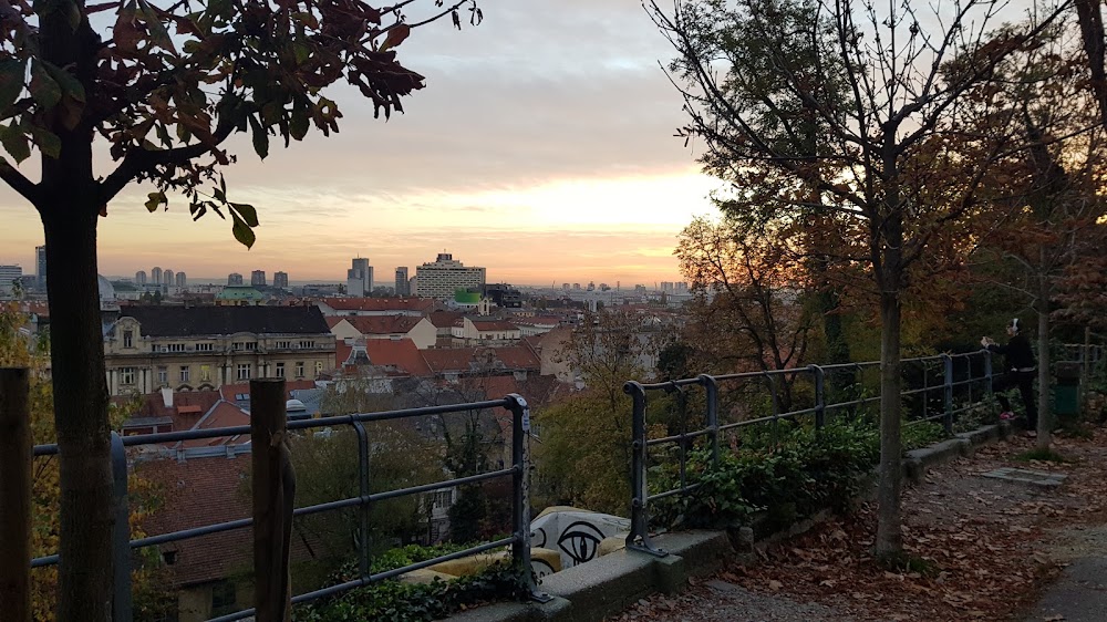 Strossmayer Promenade photo 2