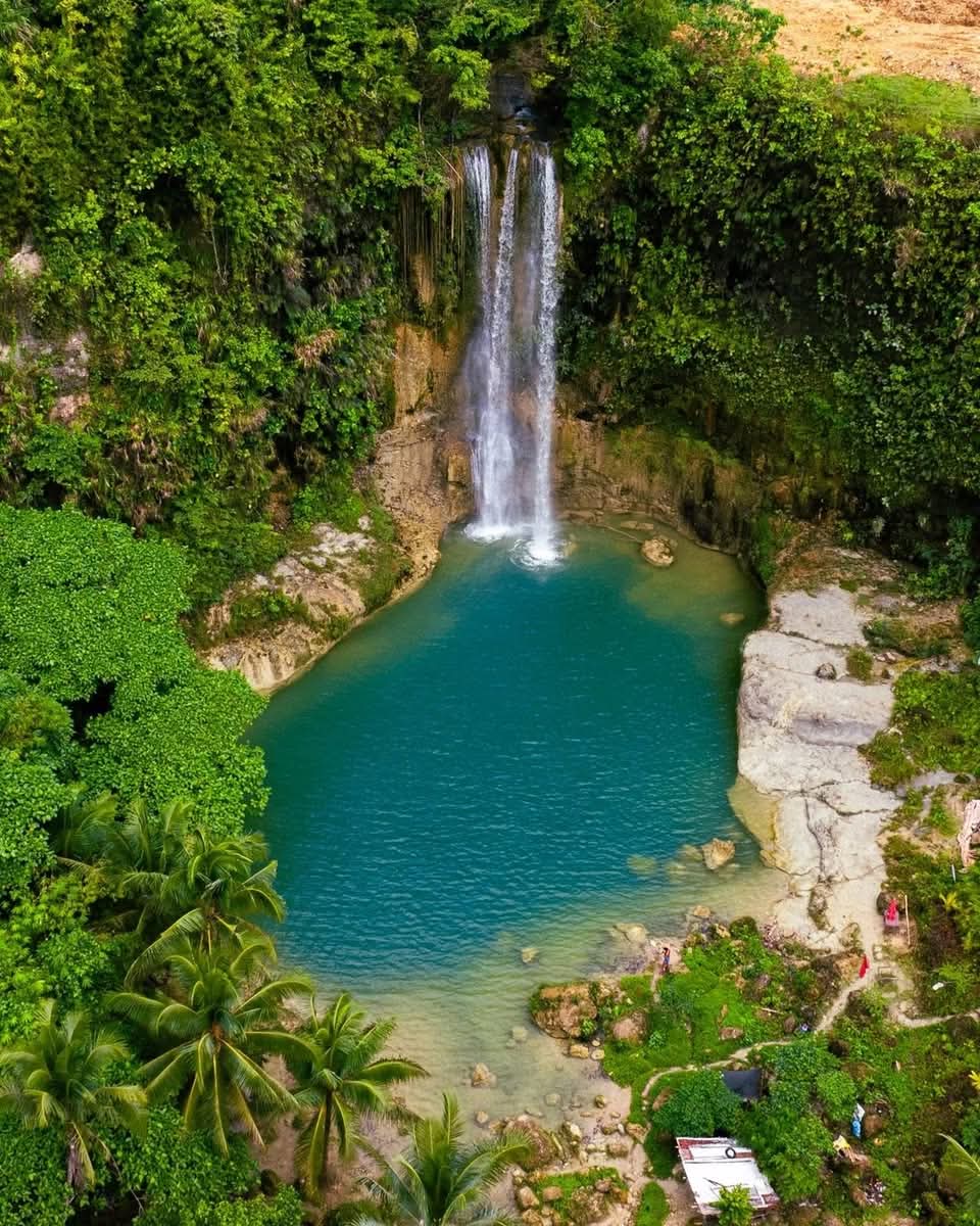 Camugao Falls