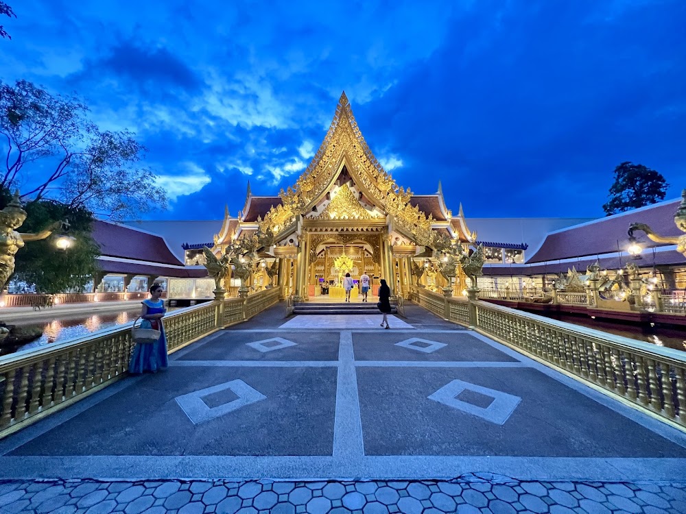 Phuket FantaSea photo 2
