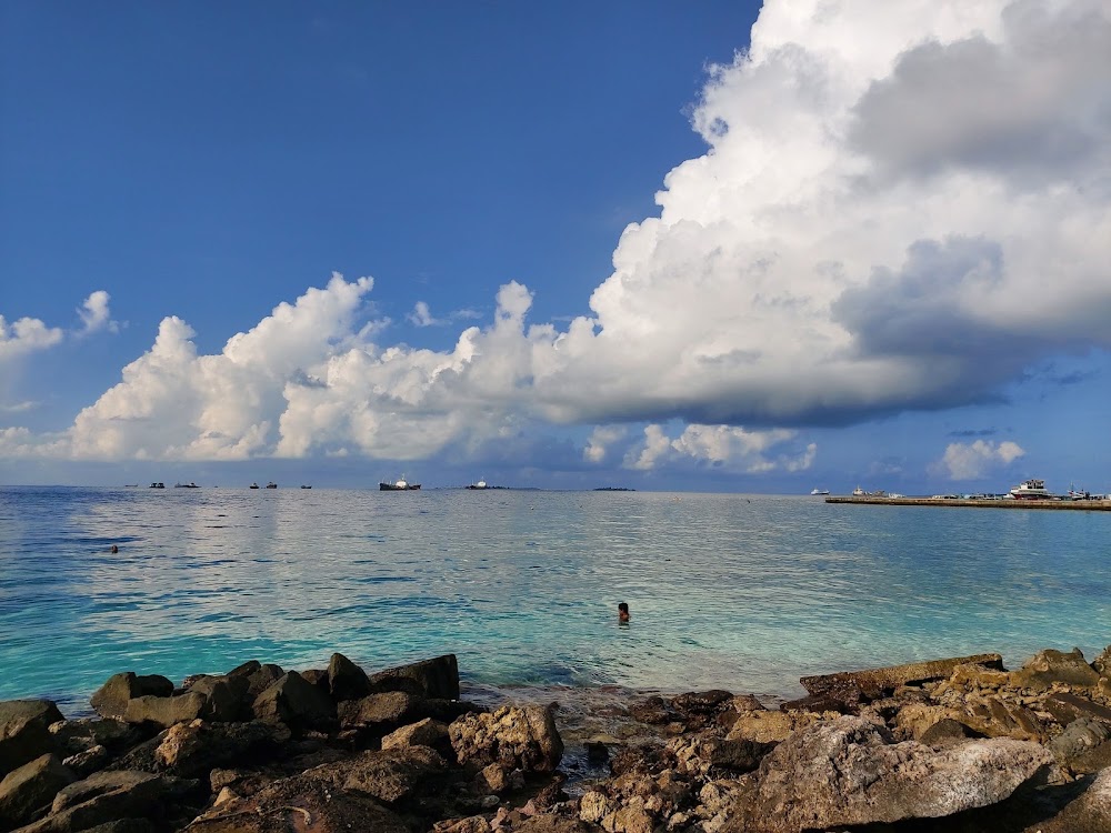 Villingili Island photo 3