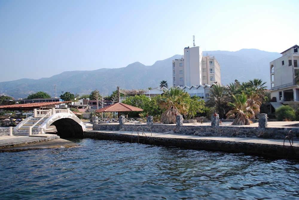 Lapta Coastal Walkway