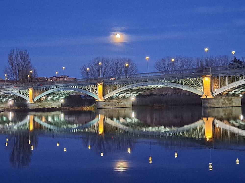 Puente Enrique Estevan photo 3