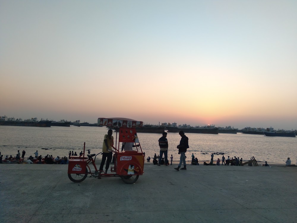 Shitakunda Marine Drive photo 3