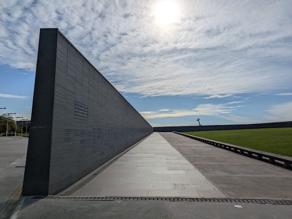 Parque de la Memoria photo 3