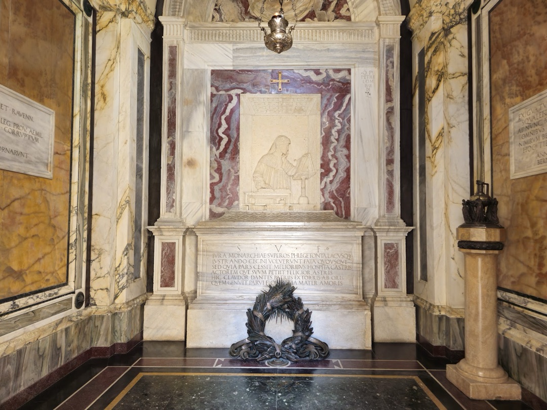 Dante's Tomb photo 3