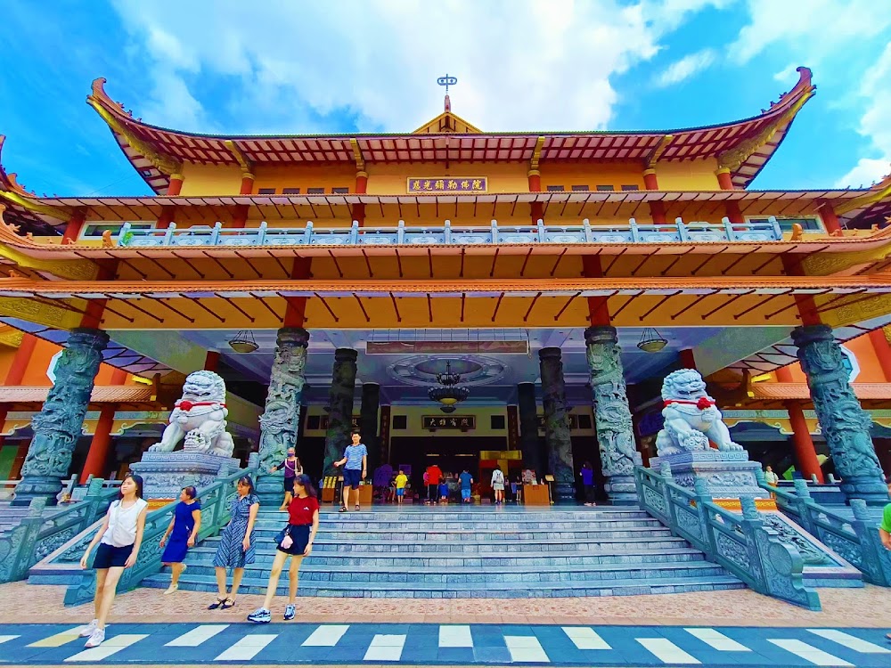 Maha Vihara Maitreya Cemara Asri
