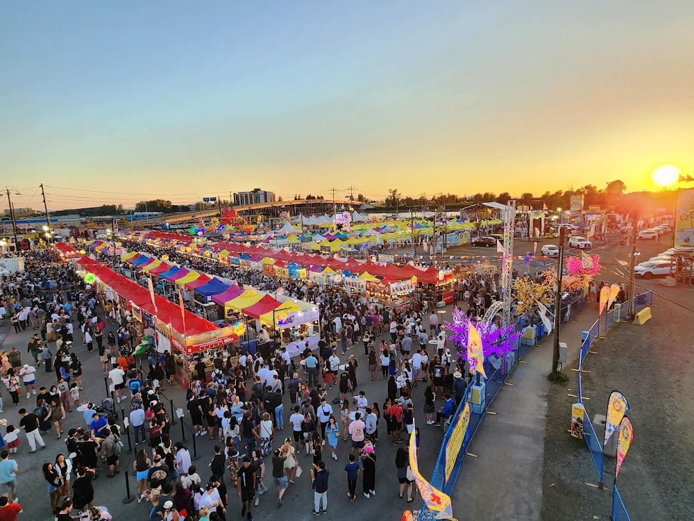 Richmond Night Market photo 2