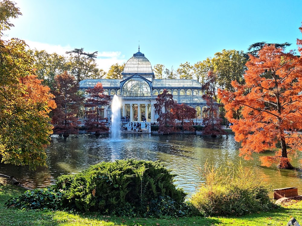 El Retiro Park photo 2