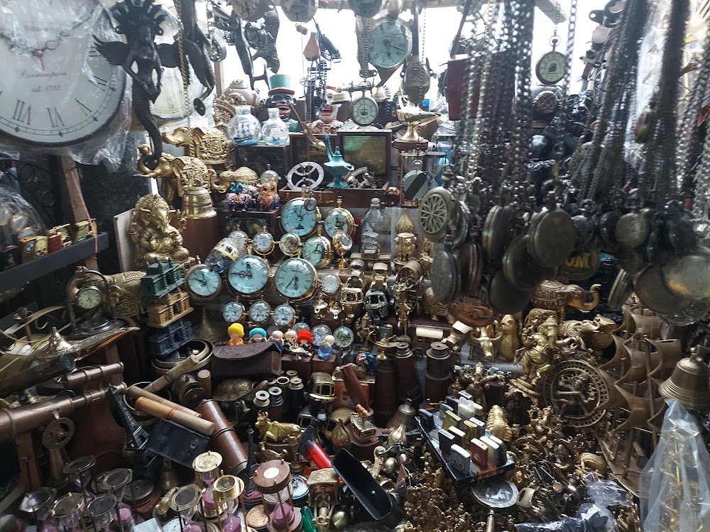 Colaba Causeway