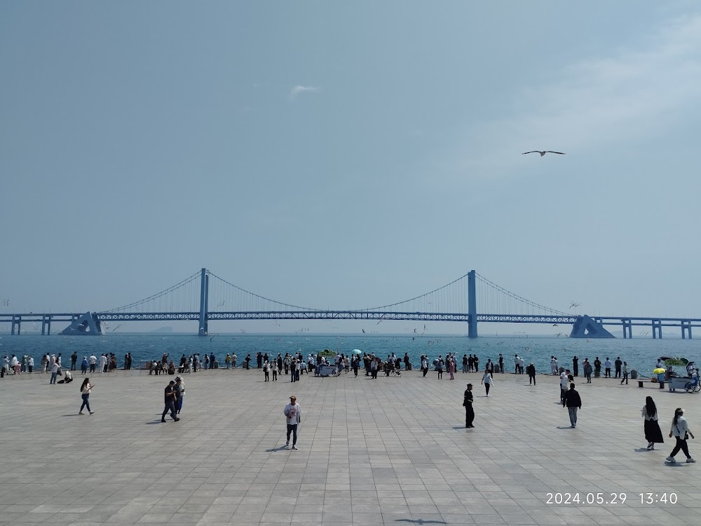 Xinghai Square photo 3