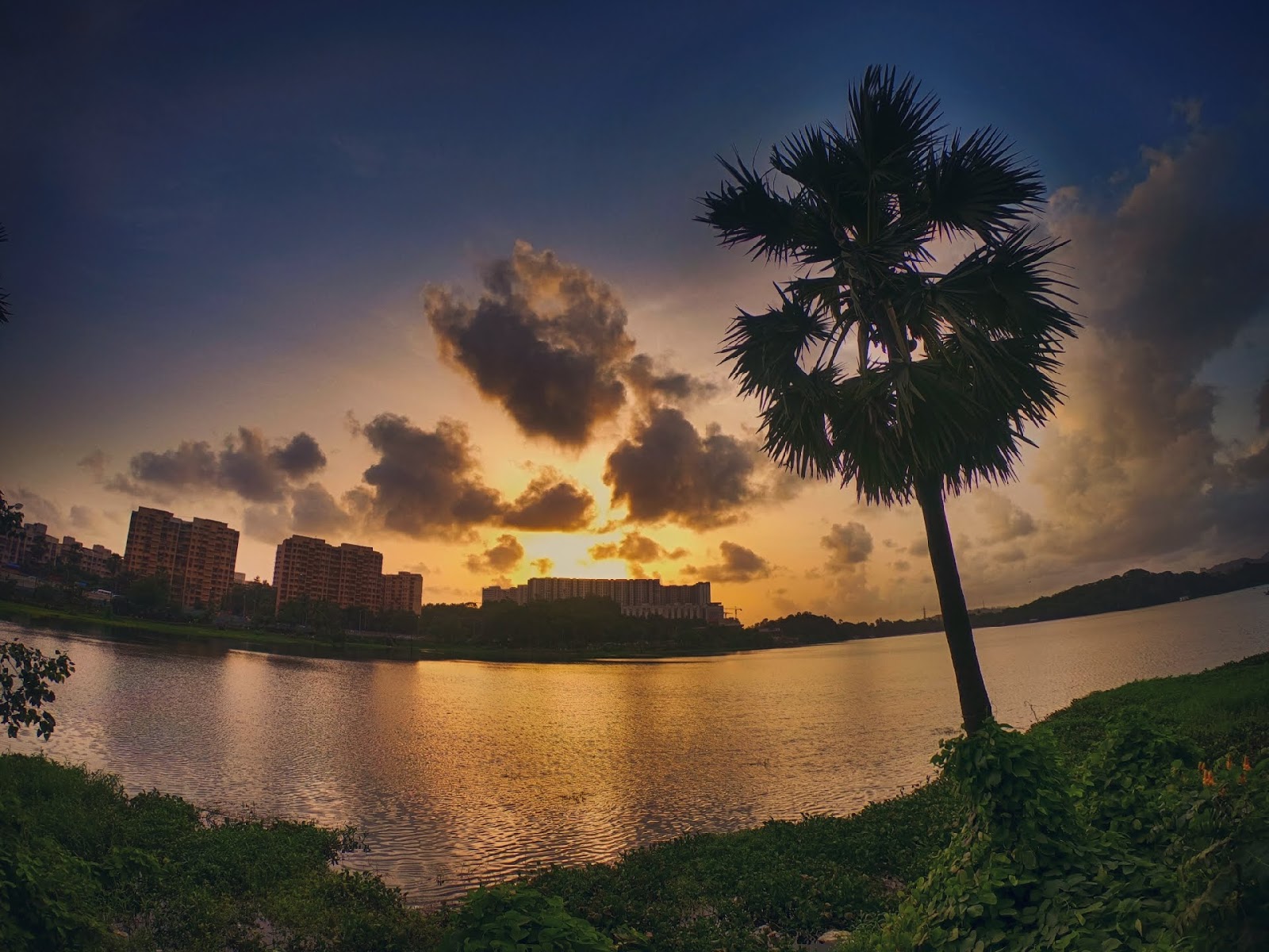 Powai Lake photo 3