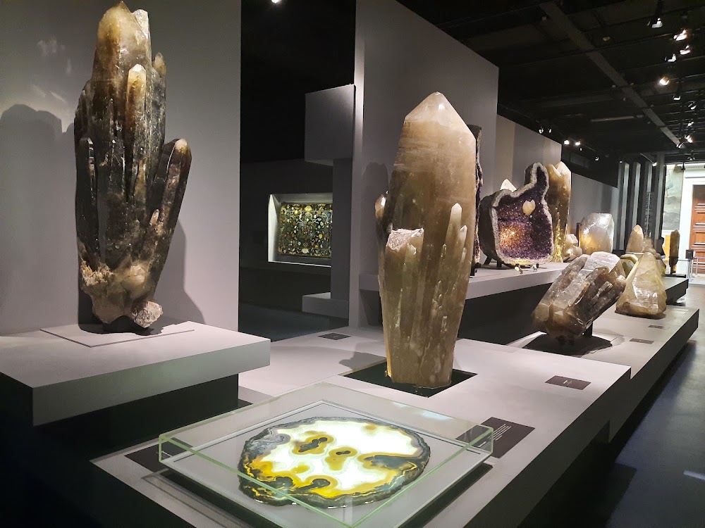 Galerie de Minéralogie et de Géologie photo 2